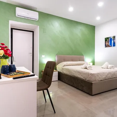 Napul'e Pensionat 4*